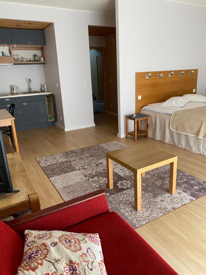 Kuressaare Tallinn Street Apartments Экстерьер фото