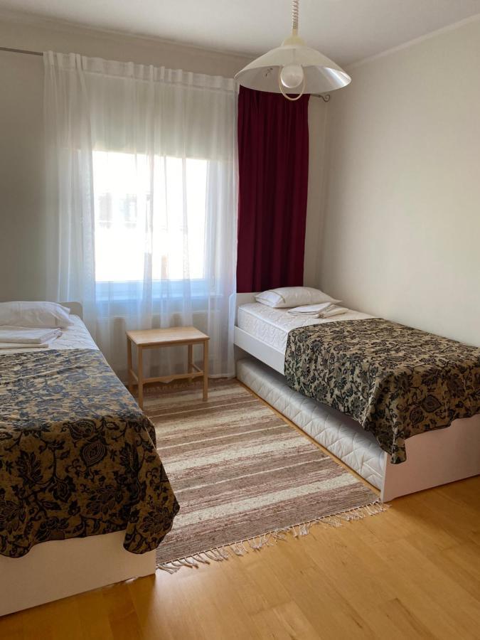 Kuressaare Tallinn Street Apartments Экстерьер фото