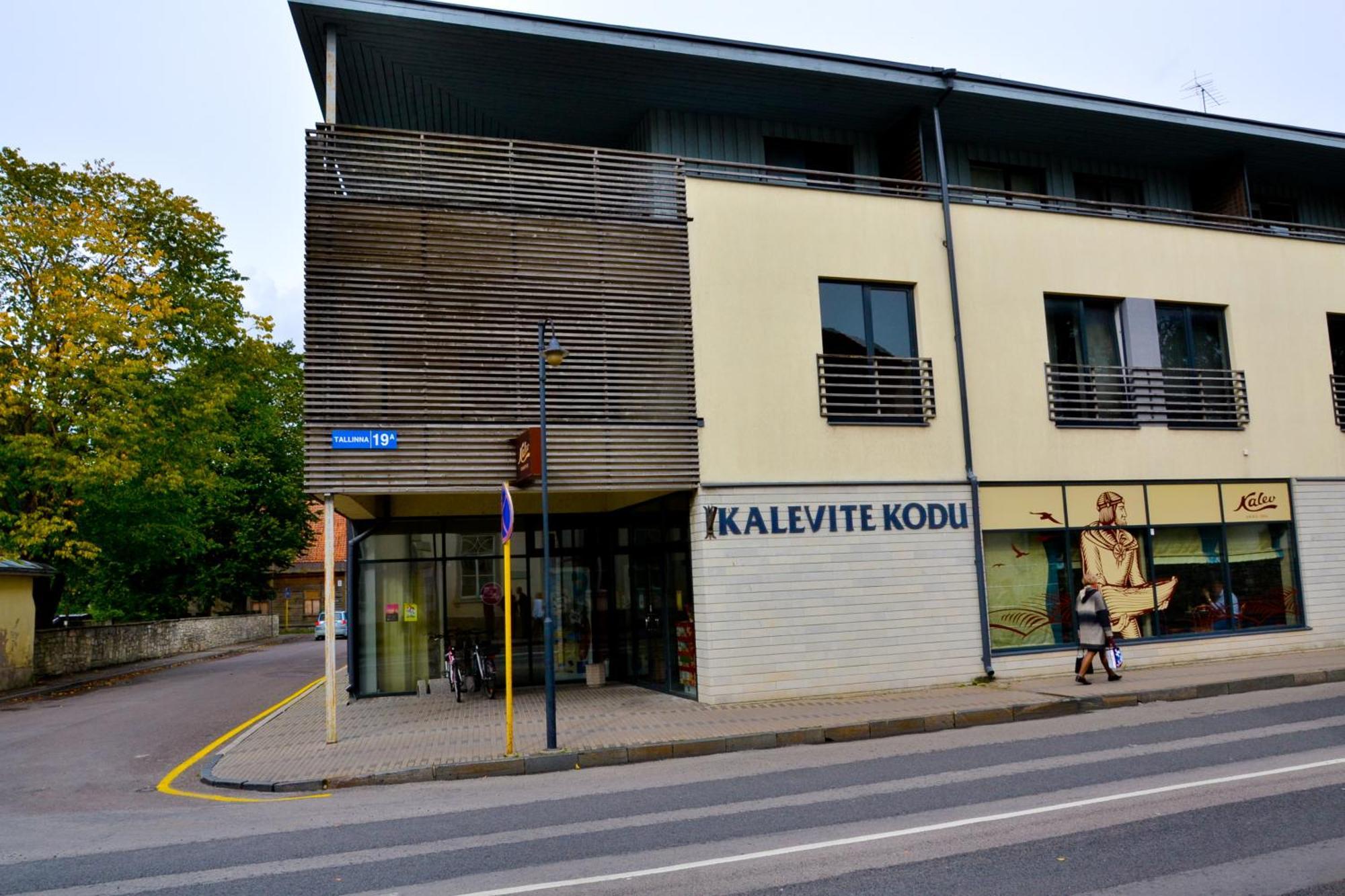 Kuressaare Tallinn Street Apartments Экстерьер фото