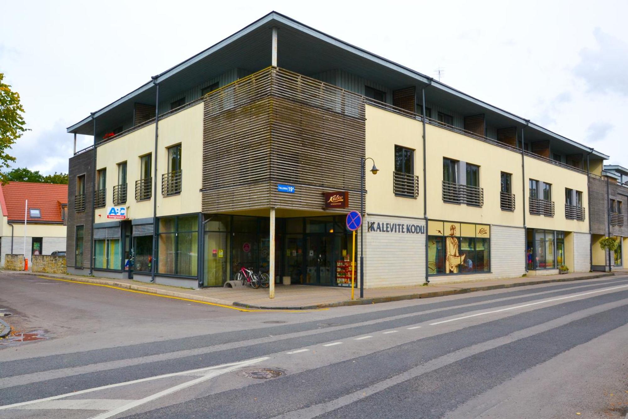Kuressaare Tallinn Street Apartments Экстерьер фото